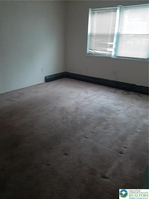 709 Line Street - Photo 2