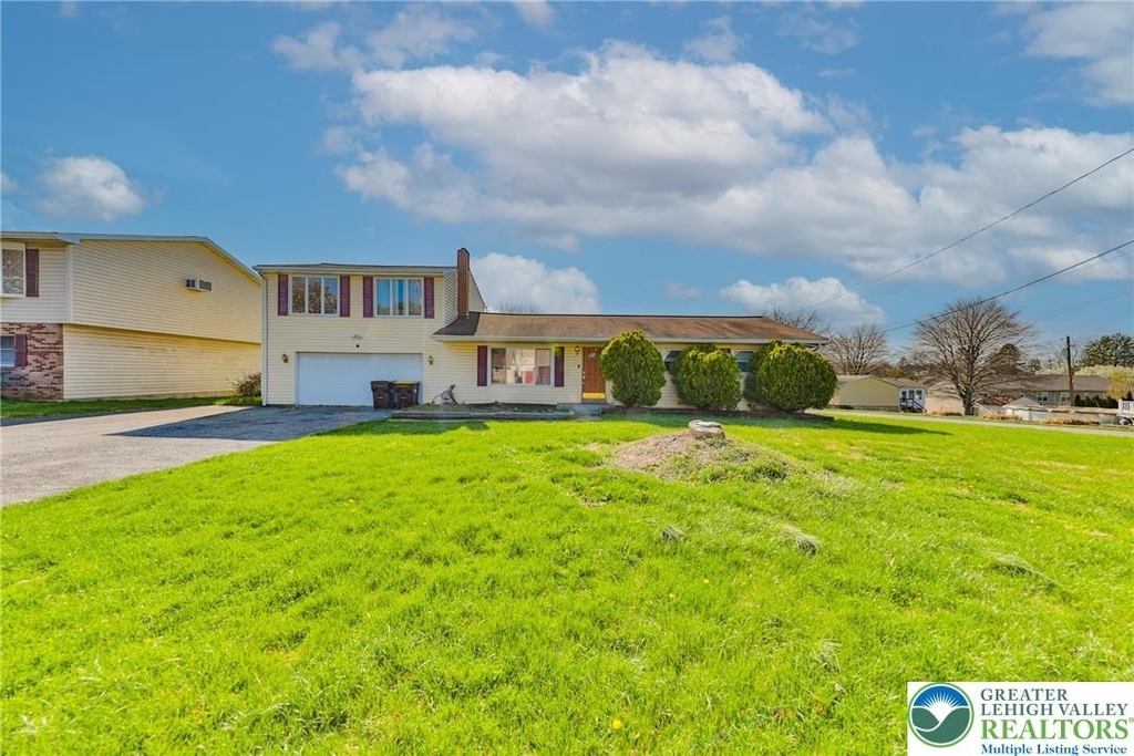2033 11th Street - Photo 3