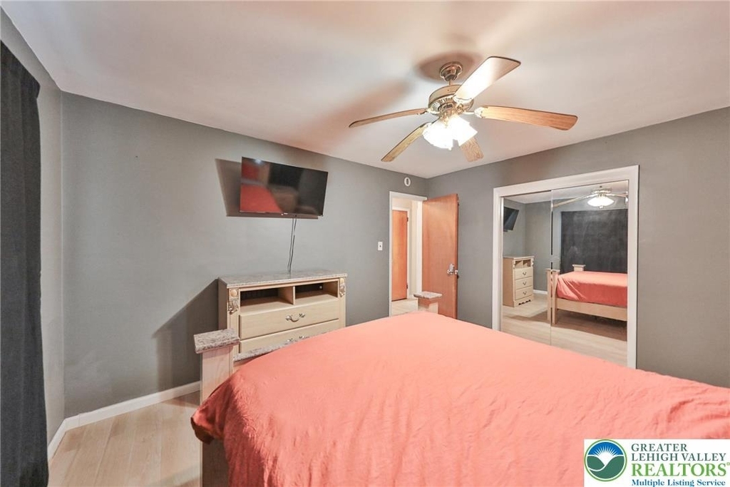 2033 11th Street - Photo 31