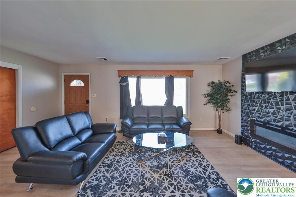 2033 11th Street - Photo 12