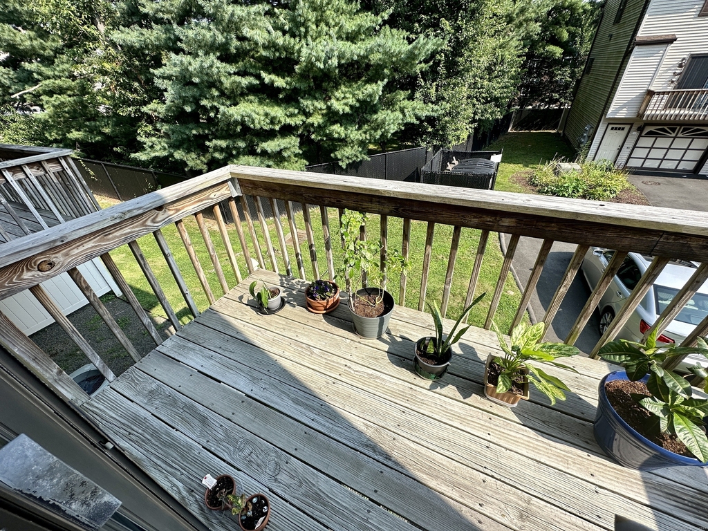 15 Crest Street - Photo 9