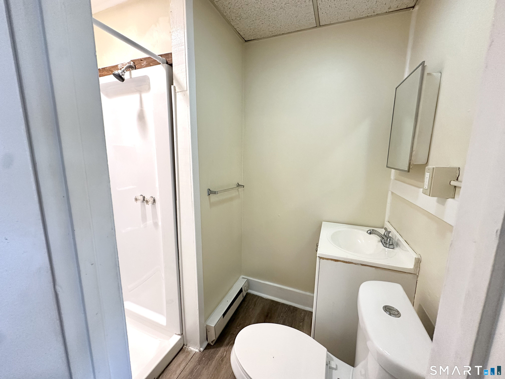 1431 Bank Street - Photo 9