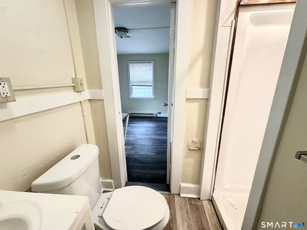 1431 Bank Street - Photo 7