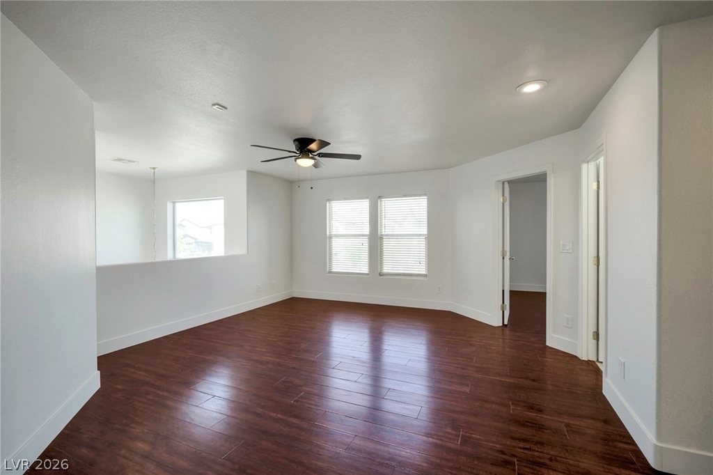 9711 Spinnaker Creek Avenue - Photo 34