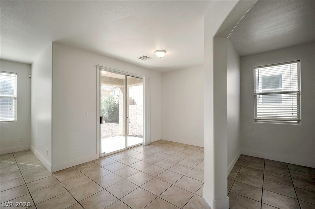 9711 Spinnaker Creek Avenue - Photo 12