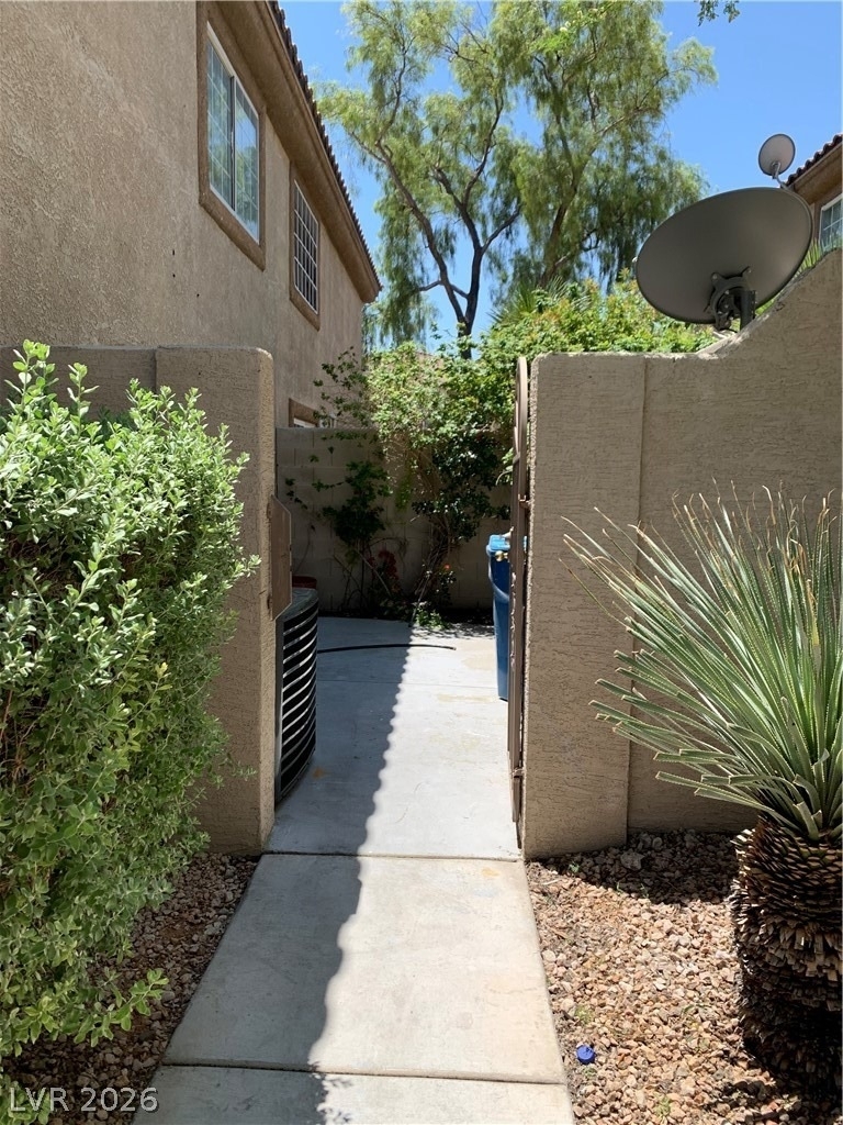 7617 Allerton Avenue - Photo 2