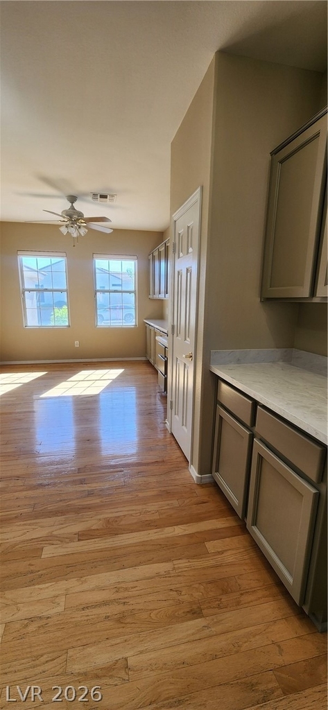 1561 Bonner Springs Drive - Photo 17