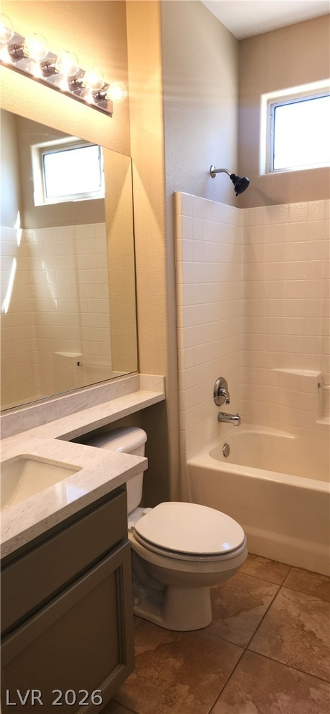 1561 Bonner Springs Drive - Photo 5