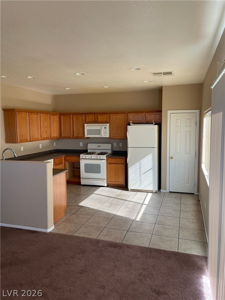 3753 Hollycroft Drive - Photo 4