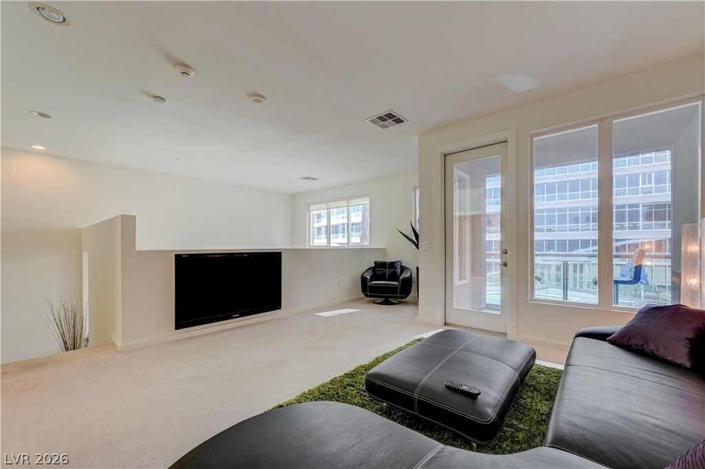 4535 Dean Martin Drive - Photo 29