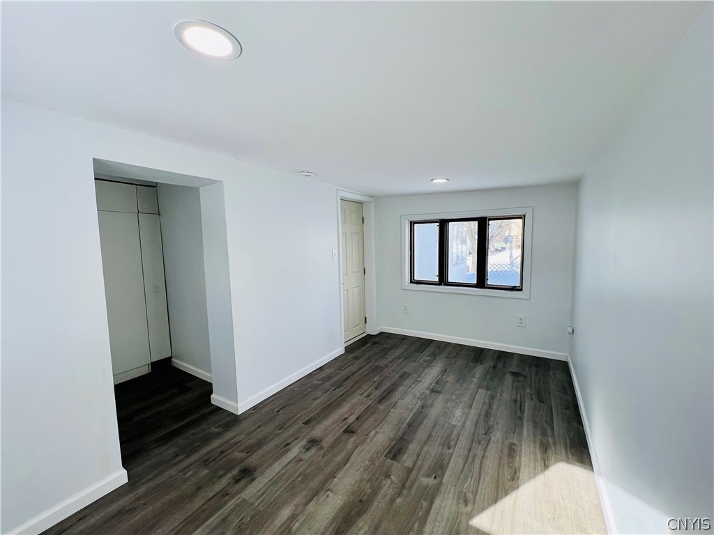 140 E Oneida Street - Photo 24