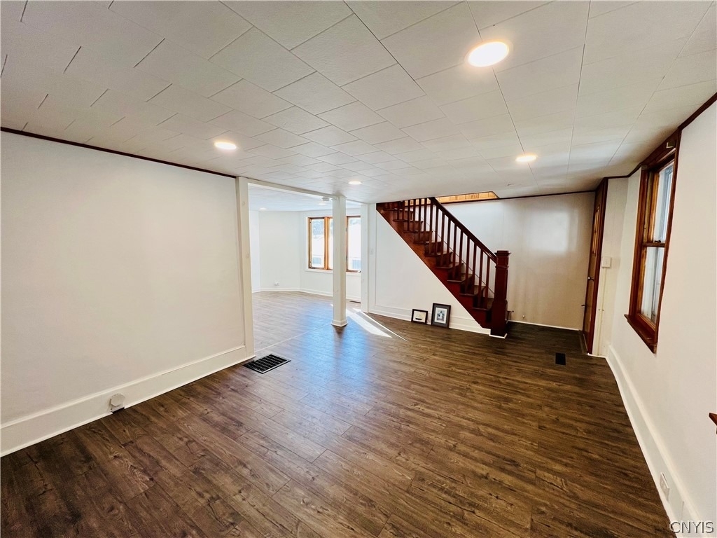 140 E Oneida Street - Photo 12