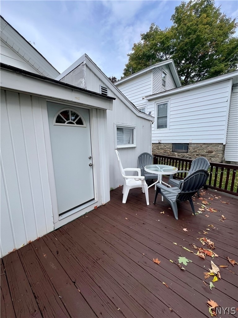 140 E Oneida Street - Photo 27
