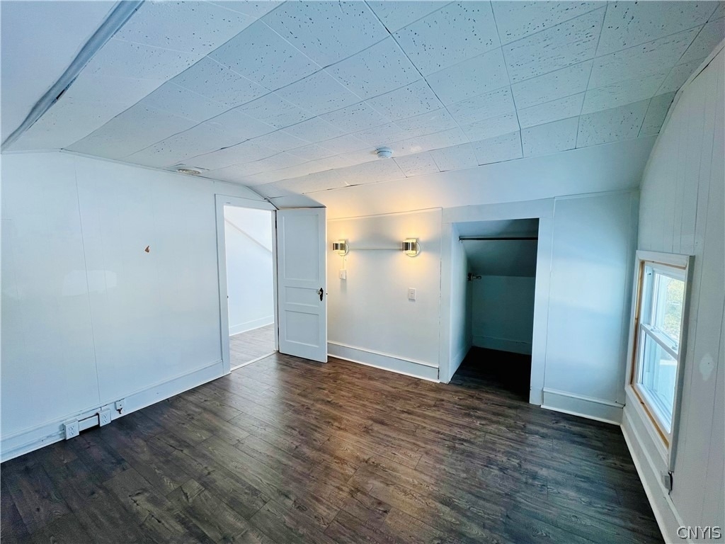 140 E Oneida Street - Photo 16