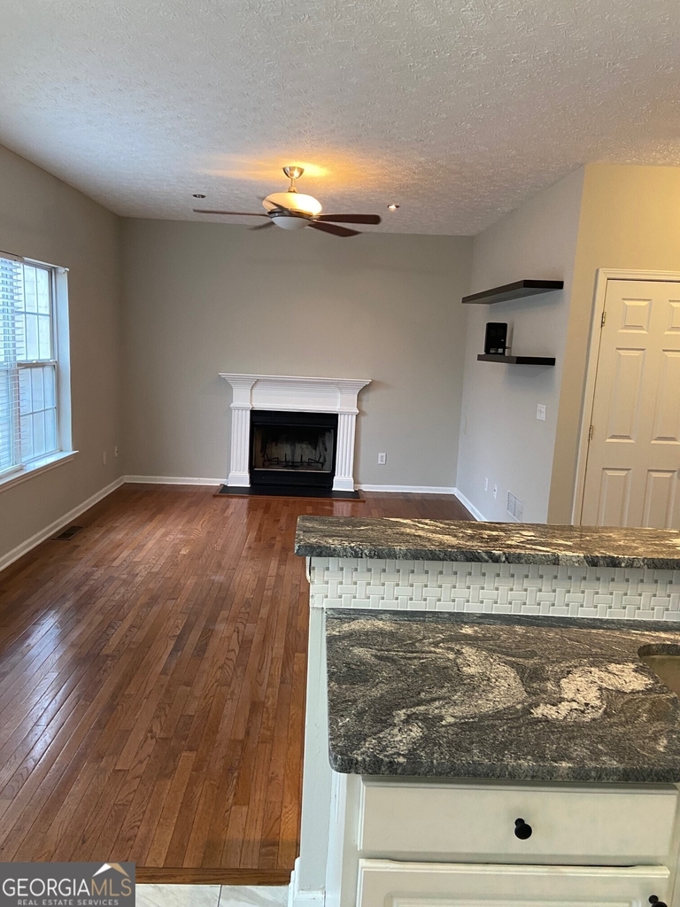 2279 Oak Glenn Circle - Photo 1