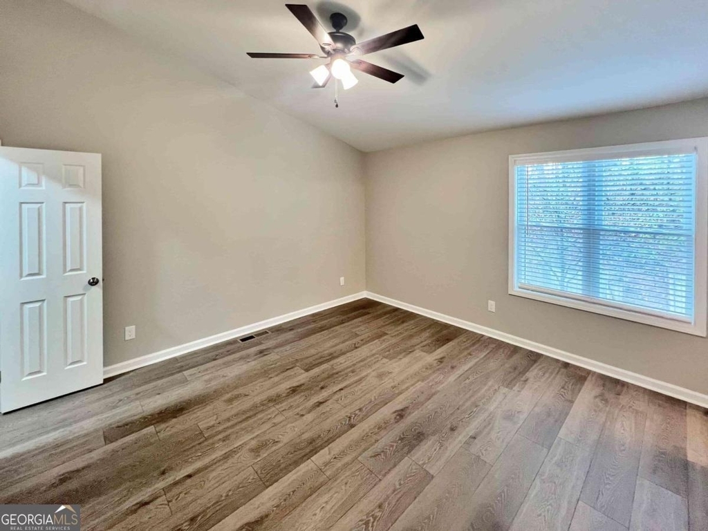 3573 Kennesaw Station Drive Nw - Photo 12