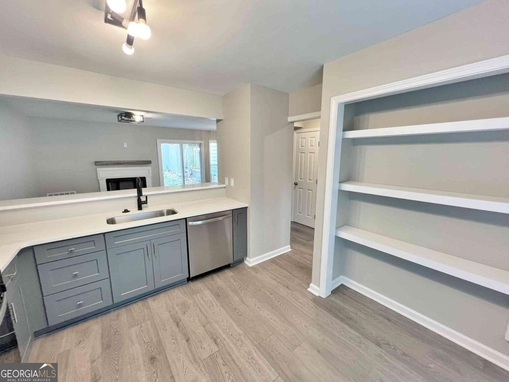 3573 Kennesaw Station Drive Nw - Photo 4