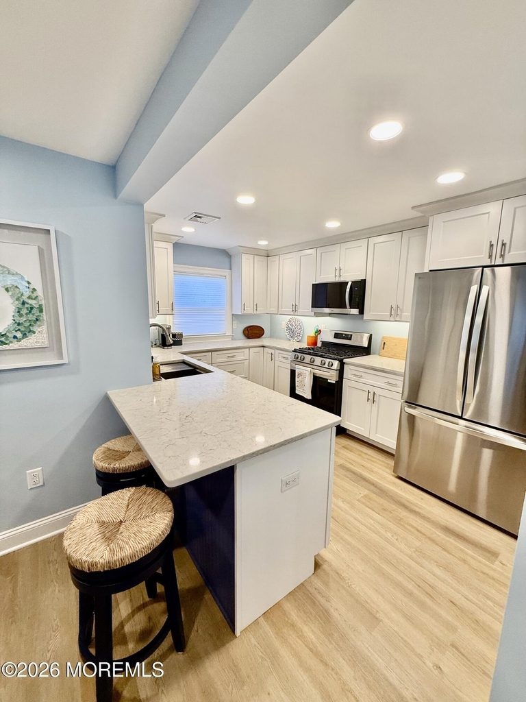 408 13th Avenue - Photo 3