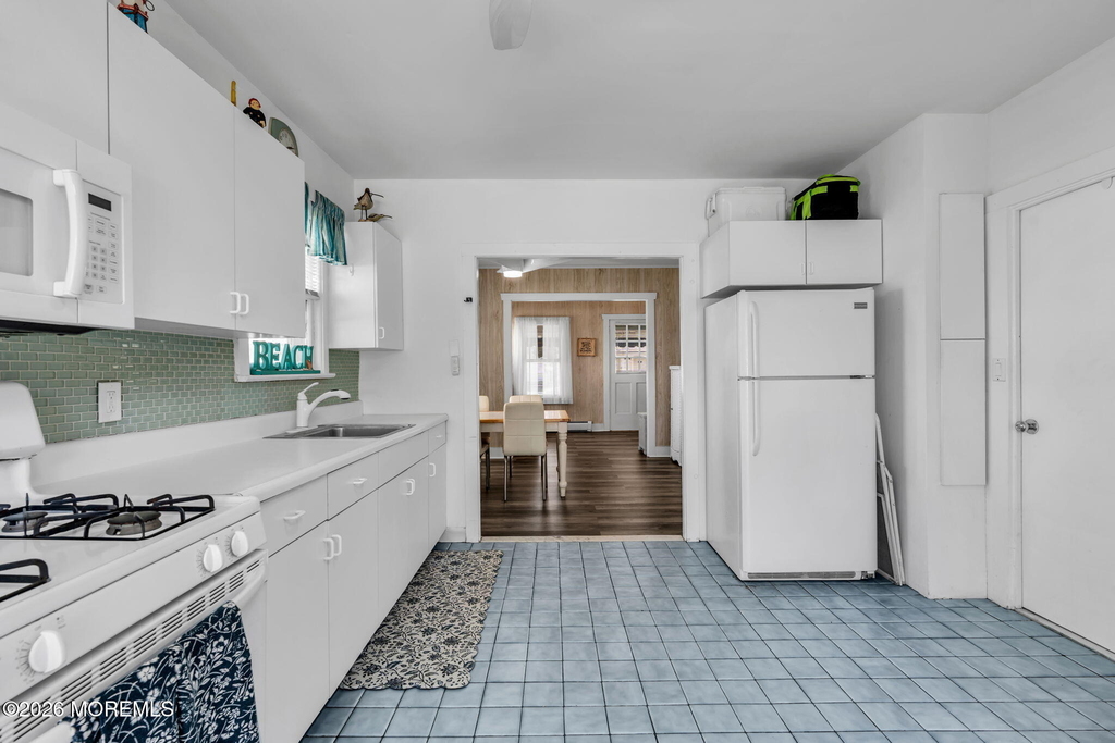 307 18th Avenue - Photo 12
