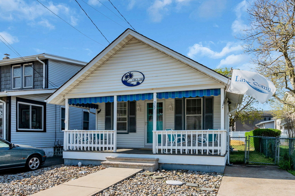 307 18th Avenue - Photo 19