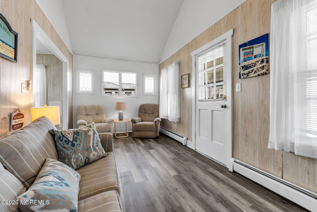 307 18th Avenue - Photo 5
