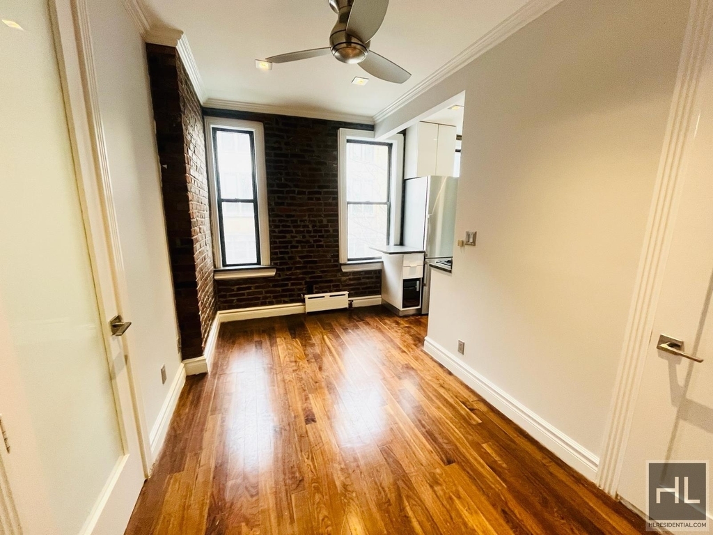 East 13th Street - Photo 2