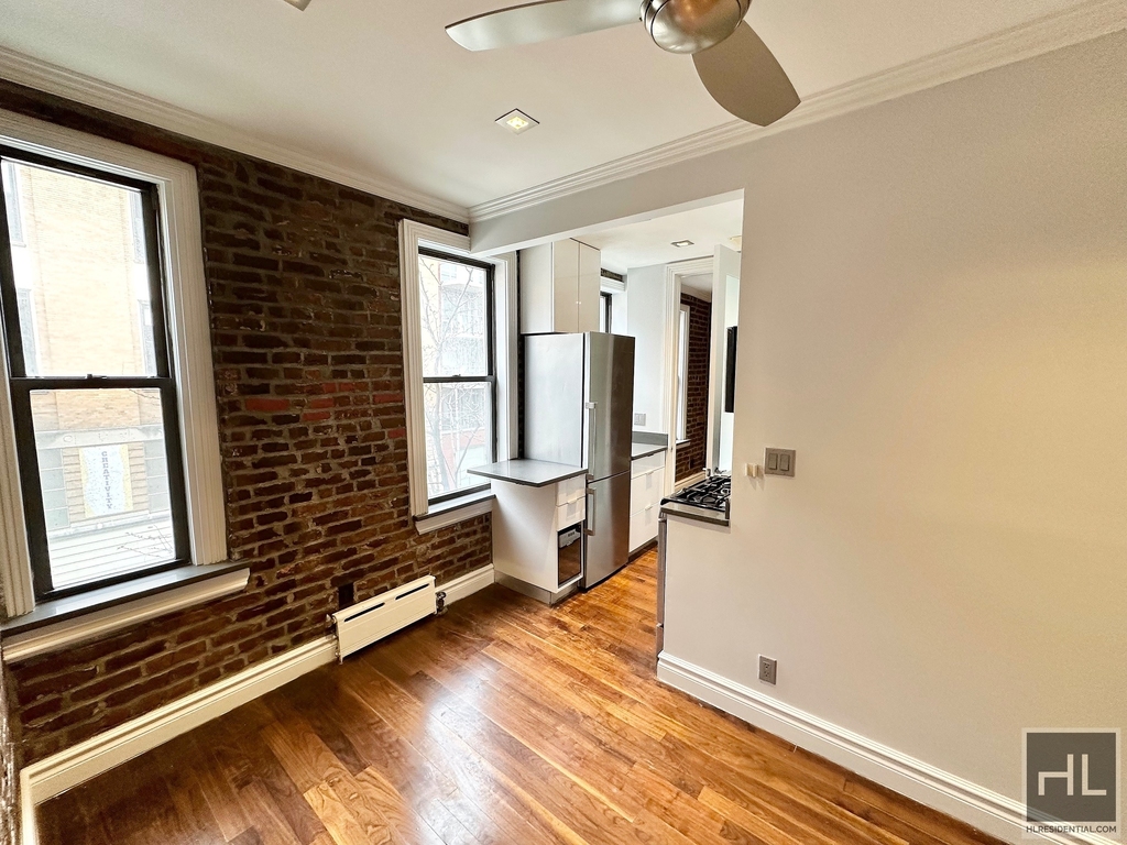 East 13th Street - Photo 0