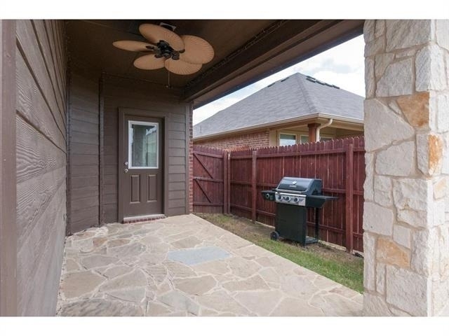 4624 Lazy Oaks Street - Photo 32