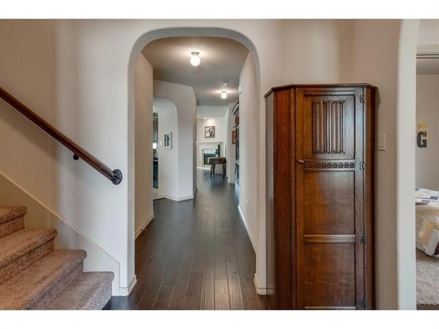 4624 Lazy Oaks Street - Photo 3