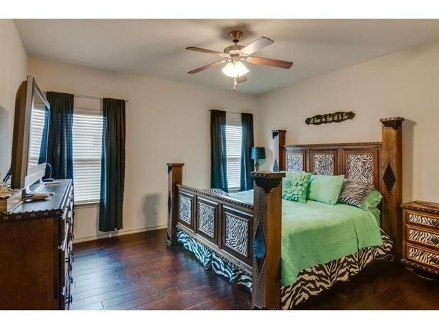 4624 Lazy Oaks Street - Photo 17