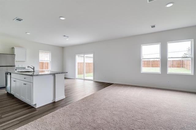 1876 Lockhart Drive - Photo 7