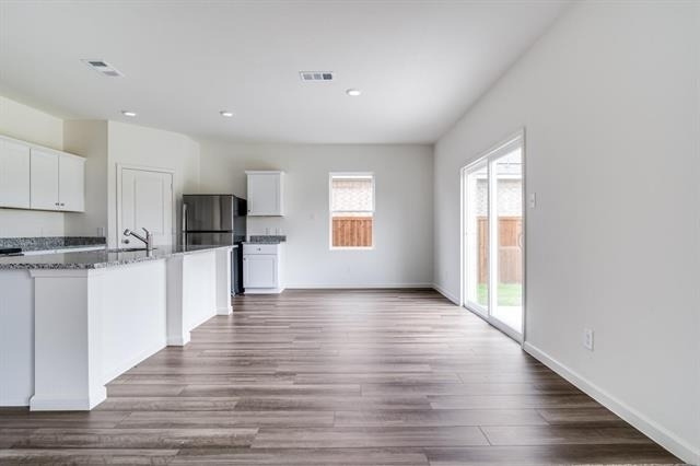 1876 Lockhart Drive - Photo 6