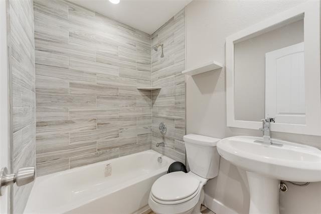 913 Live Oak Street - Photo 12