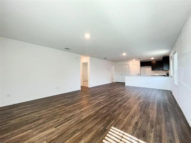7413 Jackrabbit Avenue - Photo 2