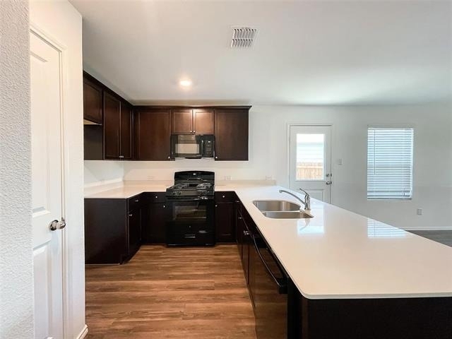 7413 Jackrabbit Avenue - Photo 3