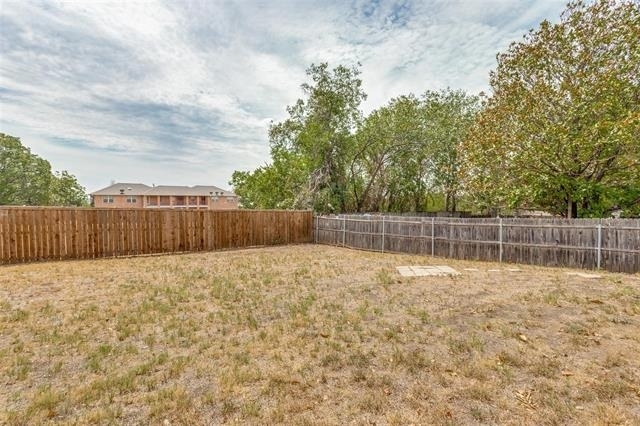 1140 Jameson Street - Photo 11