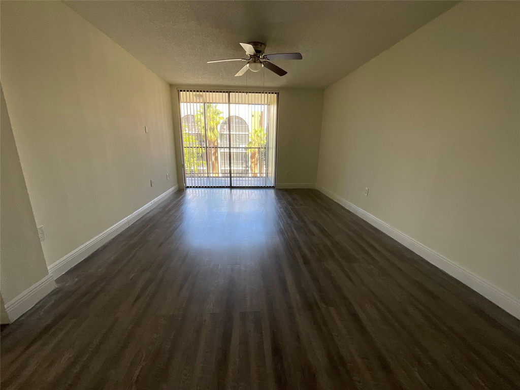18335 Nw 68 Avenue - Photo 1