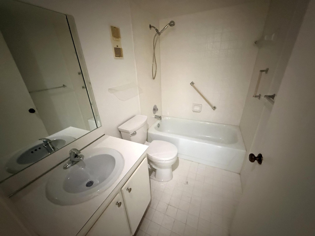 14307 Bedford Drive - Photo 7