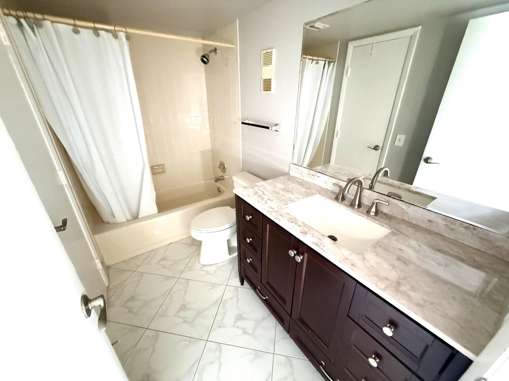 7076 Huntington Lane - Photo 5