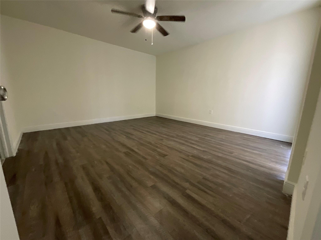 18335 Nw 68 Avenue - Photo 3
