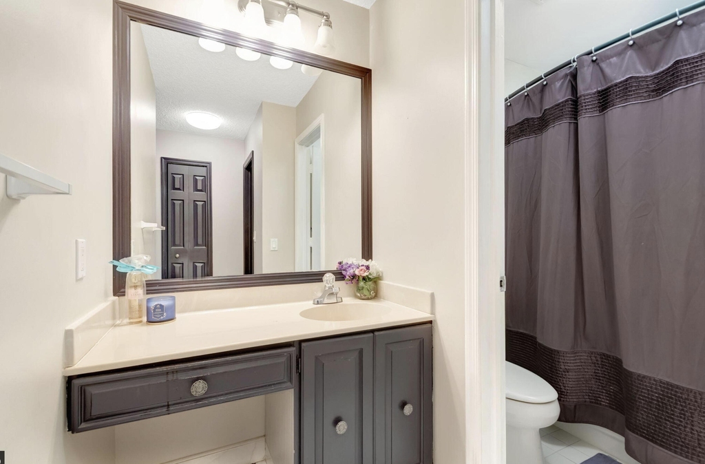 4660 Greentree Place - Photo 7