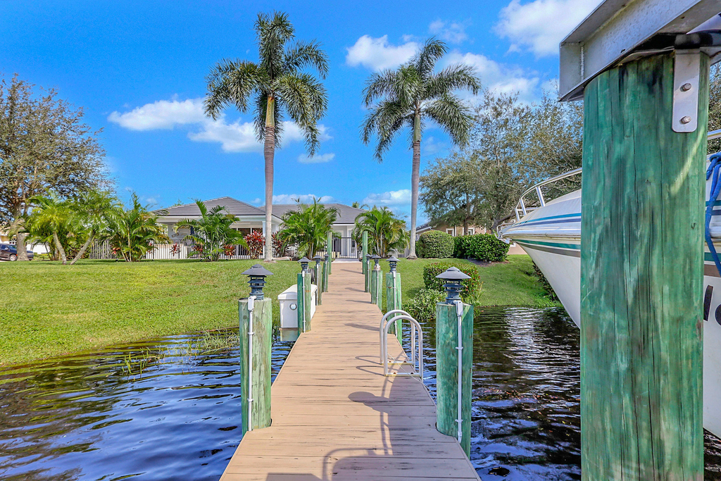 7186 Sw Quiet River Court - Photo 32