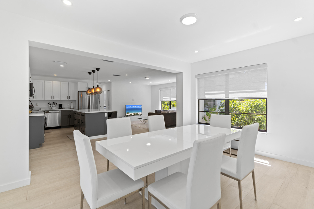 235 Ne 20th Street - Photo 8