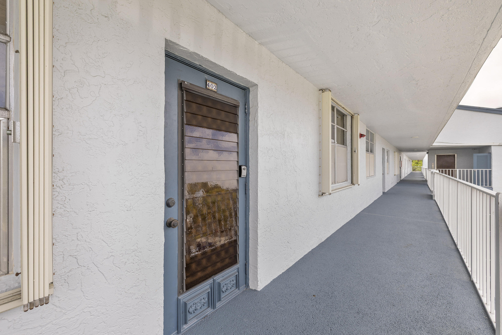 1480 Nw 80th Avenue - Photo 1