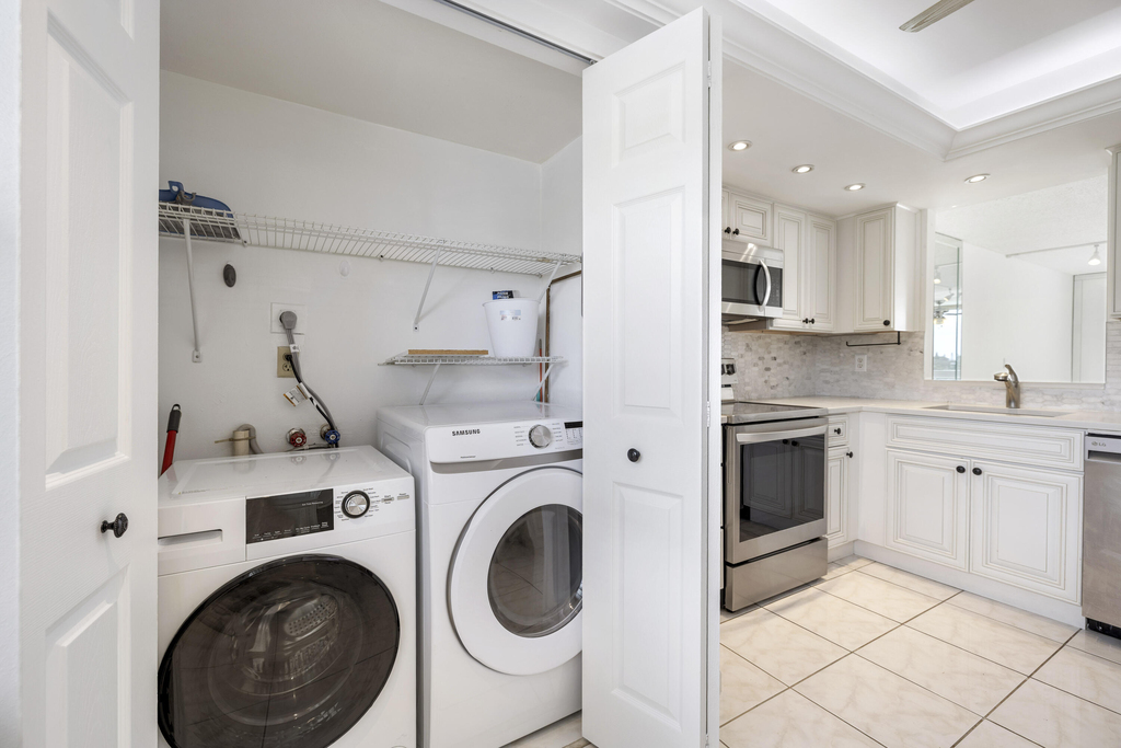 1480 Nw 80th Avenue - Photo 7