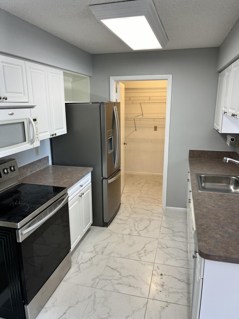 4116 Nw Cinnamon Tree Circle - Photo 4