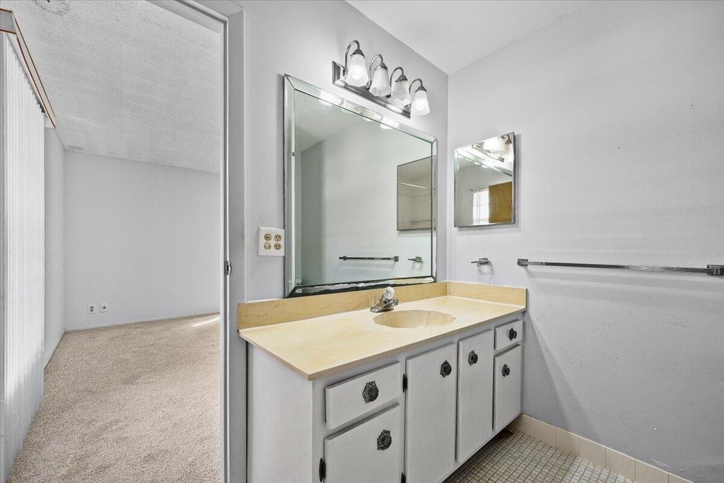102 Amherst Lane - Photo 9