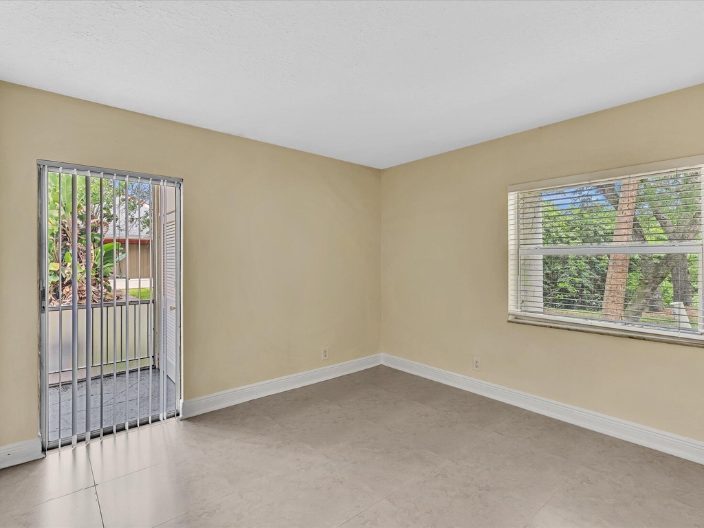 644 Nw 13th Street - Photo 25