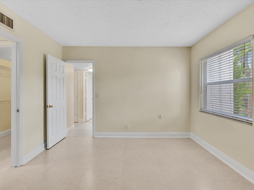 644 Nw 13th Street - Photo 14