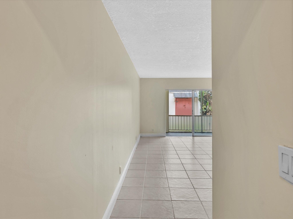 644 Nw 13th Street - Photo 4